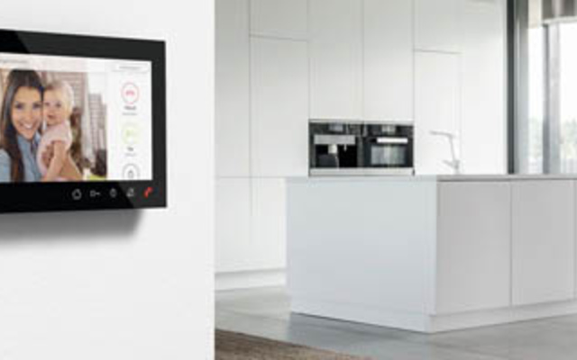 Gira Wohnungsstation bei Elektro Leipold GmbH&Co.KG in Mitterteich