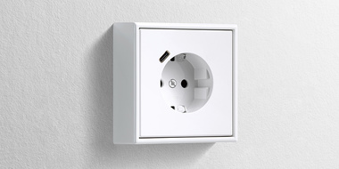 Erweiterter Anschlussraum für die Nachrüstung bei Elektro Leipold GmbH&Co.KG in Mitterteich