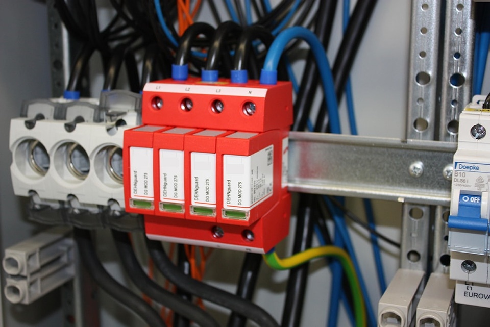 U berspannungsschutz bei Elektro Leipold GmbH&Co.KG in Mitterteich